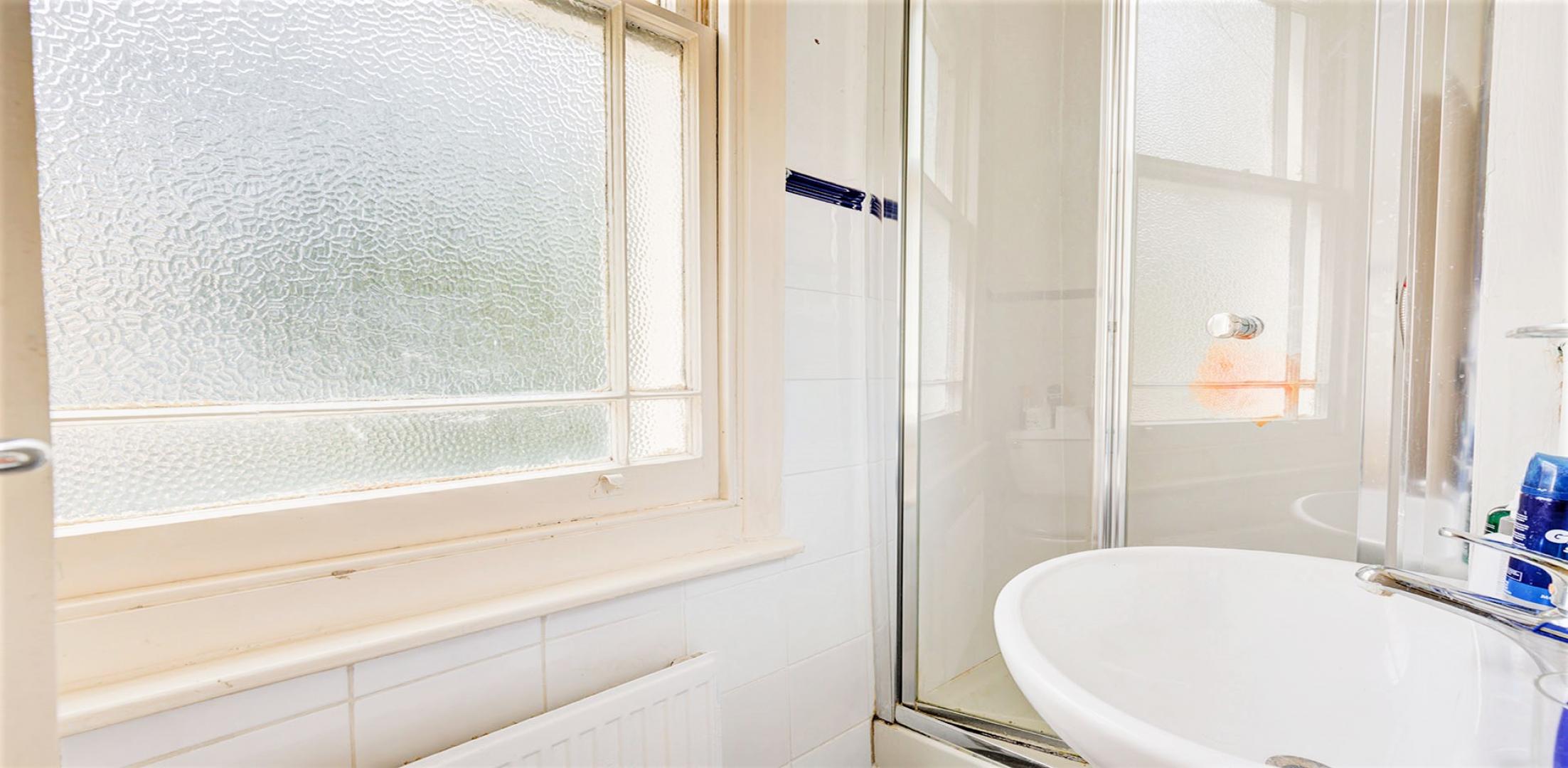 			6 Bedroom, 1 bath, 1 reception House			 Marylands Road, MAIDA VALE